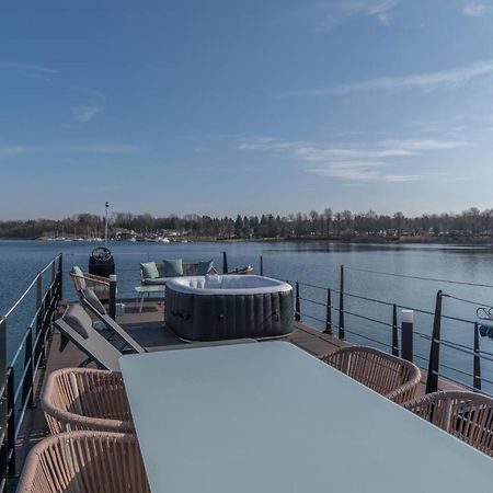 La Dolce Vita House Boat Ξενοδοχείο Lisanza Εξωτερικό φωτογραφία
