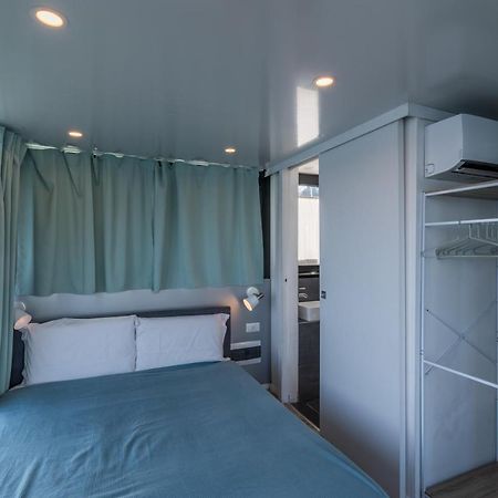 La Dolce Vita House Boat Ξενοδοχείο Lisanza Εξωτερικό φωτογραφία